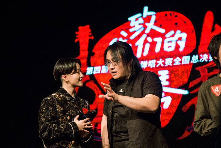 第四屆“雅馬哈吉他女聲彈唱大賽”總冠軍出爐<br />溫格奪冠，董冬冬擔(dān)任評(píng)委